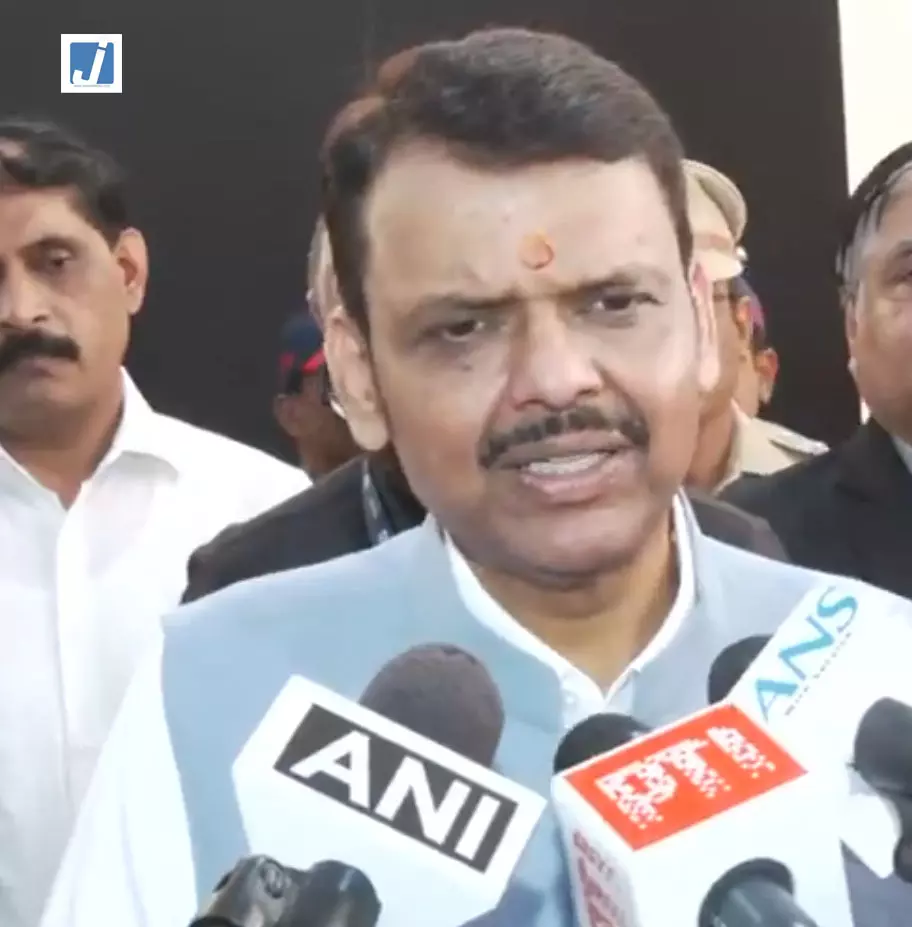 महाराष्ट्र में निवेश का बड़ा कारण कानून-व्यवस्था, बोले CM देवेंद्र फडणवीस महाराष्ट्र में निवेश का बड़ा कारण कानून-व्यवस्था, बोले CM देवेंद्र फडणवीस