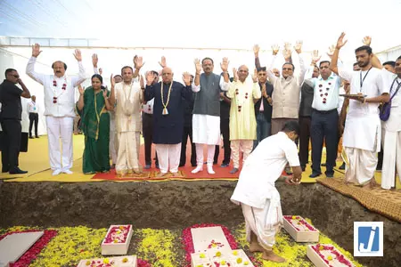 सूरत में बनेगा नया इस्कॉन मंदिर, मुख्यमंत्री ने सेवा और संस्कार पर दिया बल सूरत में बनेगा नया इस्कॉन मंदिर, मुख्यमंत्री ने सेवा और संस्कार पर दिया बल
