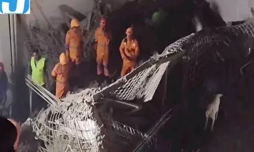 हर्ष विहार में बड़ा हादसा! लेंटर डालने के कुछ देर बाद ढहा मकान का हिस्सा; 2 की मौत, एक मलबे में दबा