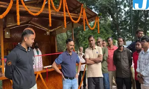 महुआ बनेगा आजीविका का सहारा, प्रसंस्करण और बाजार से खुलेंगे नए अवसर महुआ बनेगा आजीविका का सहारा, प्रसंस्करण और बाजार से खुलेंगे नए अवसर