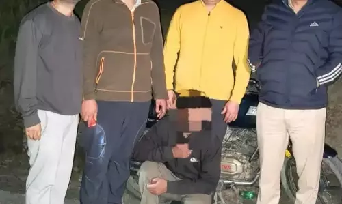 पच्छाद में नशे पर पुलिस की कार्रवाई, बाइक सवार से चिट्टा बरामद