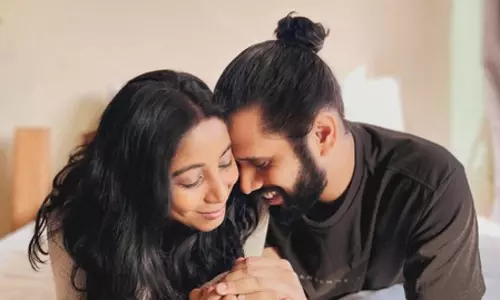 गुस्सा, निराशा और बेबसी, मुंबई कॉन्सर्ट में शिल्पा राव के साथ हुए व्यवहार पर भड़के पति रितेश गुस्सा, निराशा और बेबसी, मुंबई कॉन्सर्ट में शिल्पा राव के साथ हुए व्यवहार पर भड़के पति रितेश