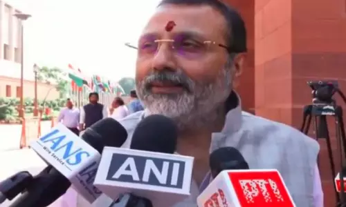 कांग्रेस को निशिकांत दुबे ने दिखाया आईना वाजपेयी आडवाणी का दिया उदाहरण कांग्रेस को निशिकांत दुबे ने दिखाया आईना वाजपेयी आडवाणी का दिया उदाहरण