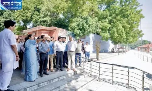 छठ महापर्व की तैयारियों में जुटी दिल्ली सरकार, CM रेखा गुप्ता ने सुर घाट का किया निरीक्षण छठ महापर्व की तैयारियों में जुटी दिल्ली सरकार, CM रेखा गुप्ता ने सुर घाट का किया निरीक्षण