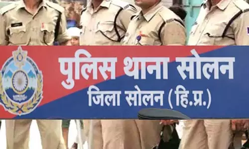 टोल टैक्स बचाने के लिए सेना की वर्दी में घूमता रहा बैजनाथ का युवक