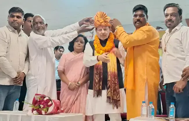 वाल्मीकि के विचारों से मजबूत होगी सामाजिक एकता : डॉ. अरविंद शर्मा वाल्मीकि के विचारों से मजबूत होगी सामाजिक एकता : डॉ. अरविंद शर्मा