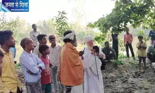 सीतापुर में साधु की संदिग्ध मौत, पेड़ से लटका मिला शव