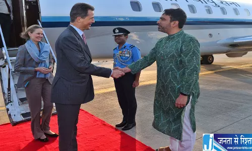भारत पहुंचे लिकटेंस्टीन के युवराज अलोइस, पीएम मोदी से होगी अहम मुलाकात भारत पहुंचे लिकटेंस्टीन के युवराज अलोइस, पीएम मोदी से होगी अहम मुलाकात