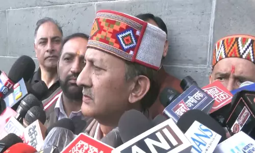 शिमला में खड़गे की टिप्पणी के खिलाफ भाजपा का प्रदर्शन