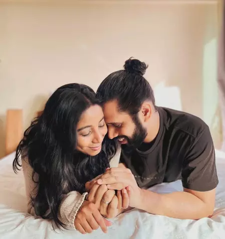 गुस्सा, निराशा और बेबसी, मुंबई कॉन्सर्ट में शिल्पा राव के साथ हुए व्यवहार पर भड़के पति रितेश गुस्सा, निराशा और बेबसी, मुंबई कॉन्सर्ट में शिल्पा राव के साथ हुए व्यवहार पर भड़के पति रितेश