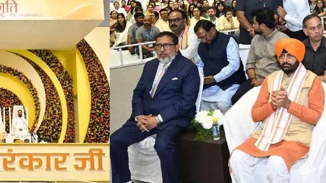 निरंकारी संत समागम में पहुंचे सीएम नायब सिंह सैनी, माता सुदीक्षा का लिया आशीर्वाद निरंकारी संत समागम में पहुंचे सीएम नायब सिंह सैनी, माता सुदीक्षा का लिया आशीर्वाद
