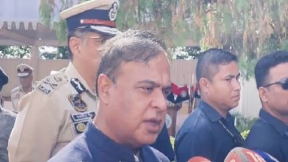प्रदर्शनकारियों पर भड़के असम सीएम: न्यायिक प्रक्रिया में बाधा न डालें प्रदर्शनकारियों पर भड़के असम सीएम: न्यायिक प्रक्रिया में बाधा न डालें