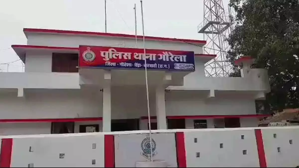 वनकर्मी से मारपीट, वर्दी फाड़ने का आरोप, आरोपी पर केस दर्ज वनकर्मी से मारपीट, वर्दी फाड़ने का आरोप, आरोपी पर केस दर्ज