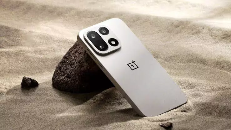 OnePlus 16 जल्द होगा लॉन्च, मिलेगा 50MP का फ्रंट कैमरा OnePlus 16 जल्द होगा लॉन्च, मिलेगा 50MP का फ्रंट कैमरा