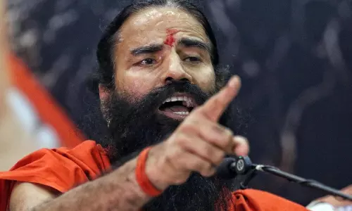 ओवैसी को लेकर बाबा रामदेव का बड़ा बयान, बोले- योगी को होगा जबरदस्त फायदा ओवैसी को लेकर बाबा रामदेव का बड़ा बयान, बोले- योगी को होगा जबरदस्त फायदा