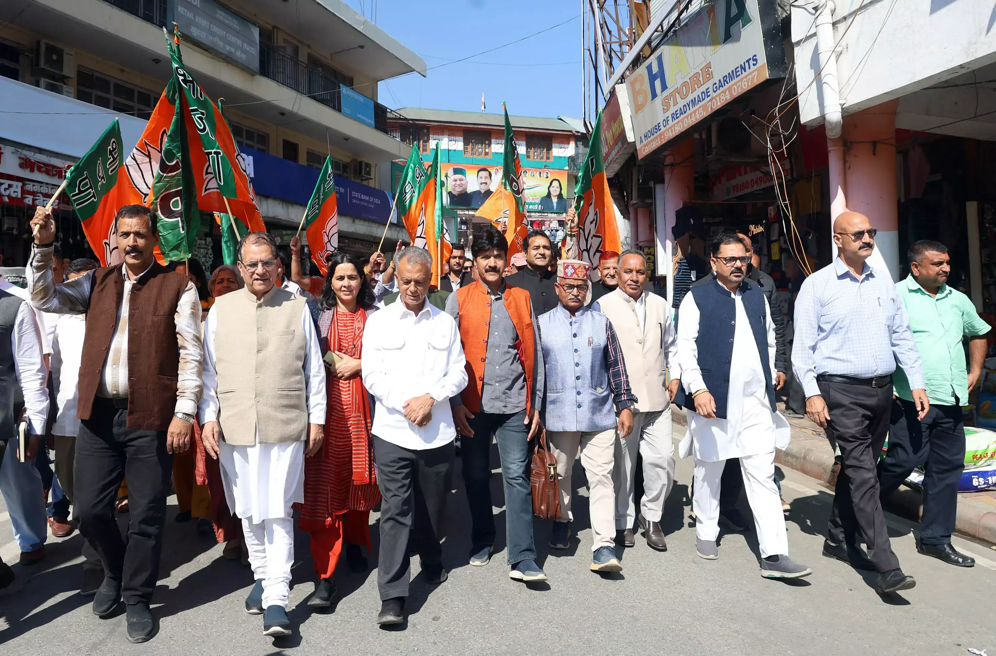 प्रधानमंत्री के दिवंगत पिता पर टिप्पणी से राजनीतिक विवाद तेज प्रधानमंत्री के दिवंगत पिता पर टिप्पणी से राजनीतिक विवाद तेज