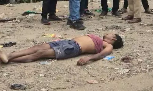 रायपुर के लाभांडी BSUP कॉलोनी में युवक की हत्या? मौके पर पहुंचे DCP समेत वरिष्ठ अधिकारी