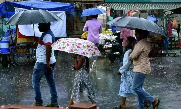 Telangana: पूर्वी तेलंगाना में 120 मिमी तक भारी वर्षा होने की संभावना है