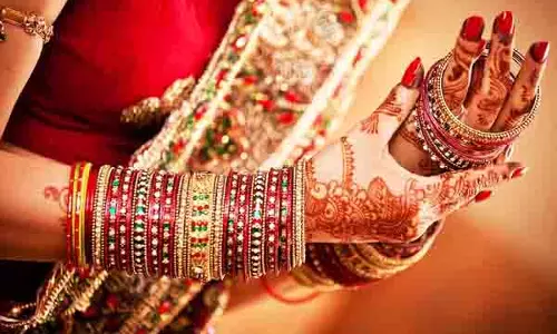 करवा चौथ पर राशि अनुसार करें सोलह श्रृंगार, मजबूत होगा शुक्र