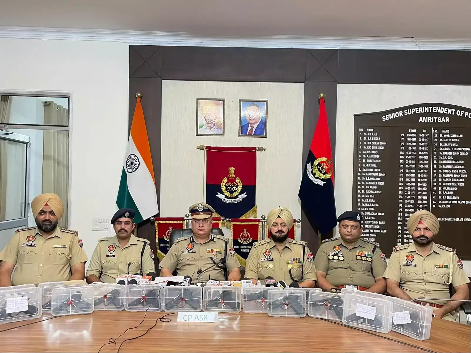 अमृतसर में अवैध हथियारों का कारोबार उजागर, दो नाबालिग भी गिरफ्तार