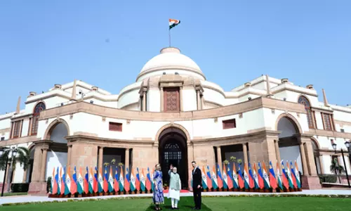 प्रधानमंत्री मोदी और लिकटेंस्टाइन प्रिंस एलोइस ने हैदराबाद हाउस में की मुलाकात प्रधानमंत्री मोदी और लिकटेंस्टाइन प्रिंस एलोइस ने हैदराबाद हाउस में की मुलाकात