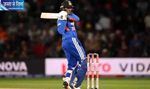 8 ओवर में भारत 156/1, अभिषेक शर्मा की तूफानी बल्लेबाजी से न्यूजीलैंड में हड़कंप 8 ओवर में भारत 156/1, अभिषेक शर्मा की तूफानी बल्लेबाजी से न्यूजीलैंड में हड़कंप