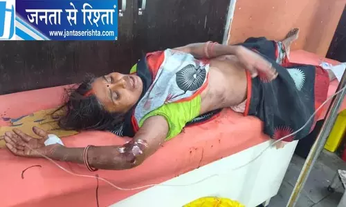 रामवन गमन पथ पर ट्रैक्टर-बाइक की टक्कर, 3 साल के मासूम की मौत, मां समेत 4 घायल रामवन गमन पथ पर ट्रैक्टर-बाइक की टक्कर, 3 साल के मासूम की मौत, मां समेत 4 घायल
