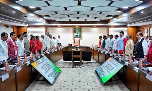 मोहन कैबिनेट का बड़ा फैसला, ₹8,225 करोड़ के प्रस्ताव मंजूर मोहन कैबिनेट का बड़ा फैसला, ₹8,225 करोड़ के प्रस्ताव मंजूर