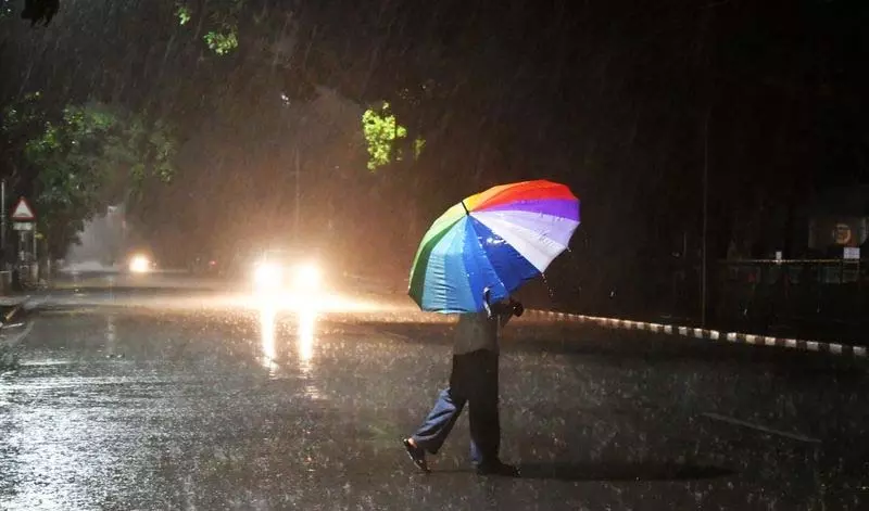 पंजाब-हरियाणा में बदलेगा मौसम, बारिश की संभावना पंजाब-हरियाणा में बदलेगा मौसम, बारिश की संभावना