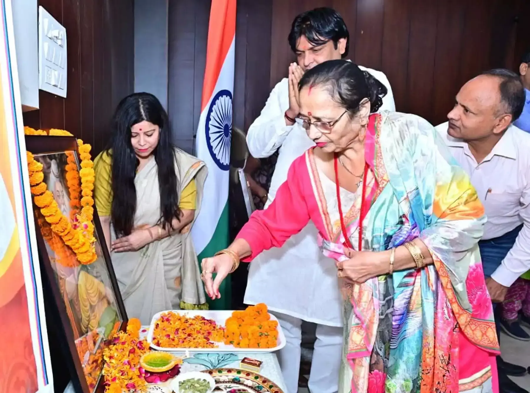 महर्षि वाल्मीकि के विचारों से लें जीवन की प्रेरणा: राजरानी मल्होत्रा महर्षि वाल्मीकि के विचारों से लें जीवन की प्रेरणा: राजरानी मल्होत्रा