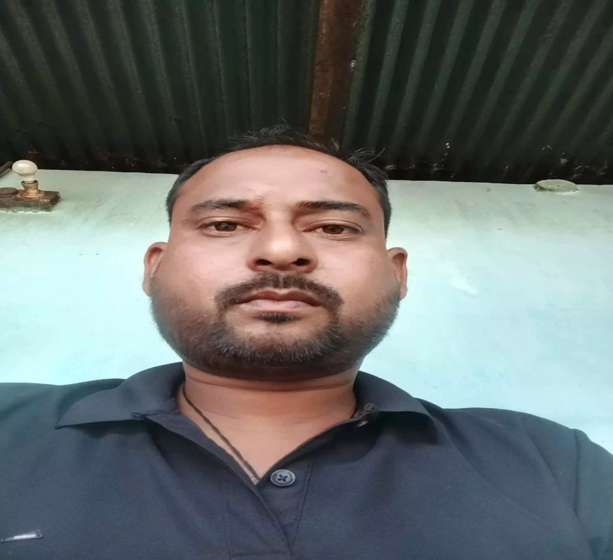 वन विभाग के अधिकारी से गाली-गलौज और मारपीट वन विभाग के अधिकारी से गाली-गलौज और मारपीट