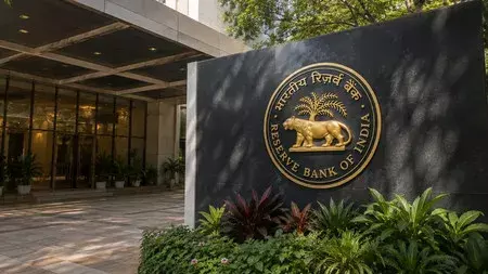 1000 रुपये के नए नोट का दावा फर्जी, PIB ने बताया सच 1000 रुपये के नए नोट का दावा फर्जी, PIB ने बताया सच