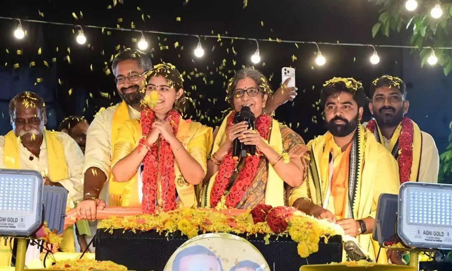 120 जीवीएमसी वार्डों के लिए 573 उम्मीदवार मैदान में, 15 मेयर के लिए चुनाव लड़ रहे हैं 120 जीवीएमसी वार्डों के लिए 573 उम्मीदवार मैदान में, 15 मेयर के लिए चुनाव लड़ रहे हैं
