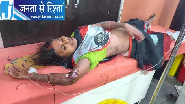 रामवन गमन पथ पर ट्रैक्टर-बाइक की टक्कर, 3 साल के मासूम की मौत, मां समेत 4 घायल रामवन गमन पथ पर ट्रैक्टर-बाइक की टक्कर, 3 साल के मासूम की मौत, मां समेत 4 घायल