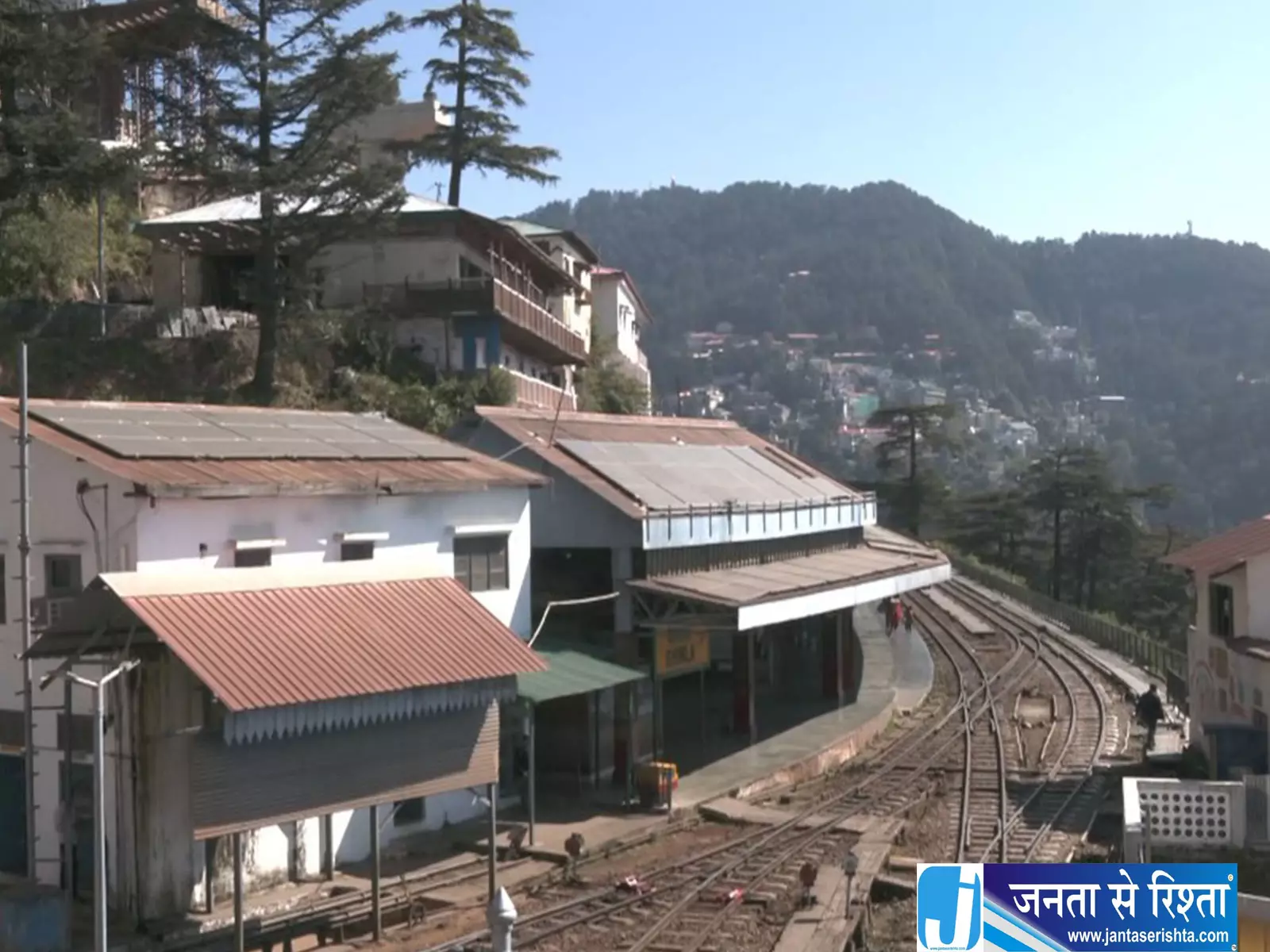 Shimla में टॉय ट्रेन सेवा ठप, पर्यटन कारोबारियों में नाराजगी Shimla में टॉय ट्रेन सेवा ठप, पर्यटन कारोबारियों में नाराजगी