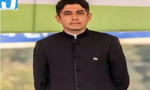 छत्तीसगढ़ हाईकोर्ट का सख्त रुख! IAS अमित कटारिया सहित 3 अधिकारियों को नोटिस, 3 सप्ताह में मांगा जवाब; जानिए पूरा मामला छत्तीसगढ़ हाईकोर्ट का सख्त रुख! IAS अमित कटारिया सहित 3 अधिकारियों को नोटिस, 3 सप्ताह में मांगा जवाब; जानिए पूरा मामला