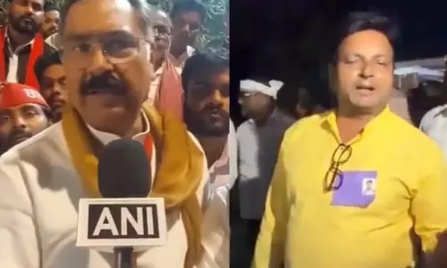 गोरखपुर MLC चुनाव में आधी रात बवाल, BJP के आगे होते ही सपा और निर्दलीय प्रत्याशी का हंगामा गोरखपुर MLC चुनाव में आधी रात बवाल, BJP के आगे होते ही सपा और निर्दलीय प्रत्याशी का हंगामा