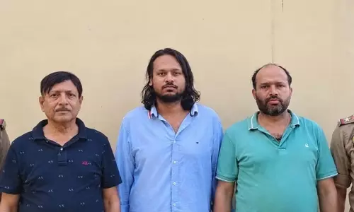 कानपुर में करोड़ों की प्रॉपर्टी का खेल, युवक को ड्रग्स देकर जबरन कराई रजिस्ट्री, बिल्डरों पर शिकंजा कानपुर में करोड़ों की प्रॉपर्टी का खेल, युवक को ड्रग्स देकर जबरन कराई रजिस्ट्री, बिल्डरों पर शिकंजा