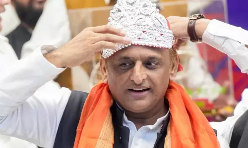 2027 चुनाव से पहले BJP को बड़ा झटका, पूर्व सांसद धर्मेंद्र कश्यप बेटी संग सपा में शामिल 2027 चुनाव से पहले BJP को बड़ा झटका, पूर्व सांसद धर्मेंद्र कश्यप बेटी संग सपा में शामिल
