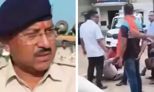 बिहार में घूस लेते रंगेहाथ पकड़े गए DSP, निगरानी टीम को देखते ही जमीन पर गिरे, फिर लगे रोने बिहार में घूस लेते रंगेहाथ पकड़े गए DSP, निगरानी टीम को देखते ही जमीन पर गिरे, फिर लगे रोने