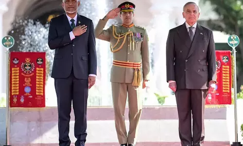 पाकिस्तान के करीब जा रहे मुइज्जू को नशीद की चेतावनी, बोले- भारत की सुरक्षा से समझौता पड़ा भारी पाकिस्तान के करीब जा रहे मुइज्जू को नशीद की चेतावनी, बोले- भारत की सुरक्षा से समझौता पड़ा भारी