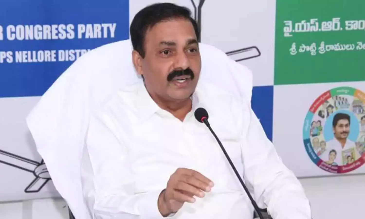 काकानी ने एसईसी से स्थानीय निकाय चुनाव में हिंसा और जबरदस्ती की जांच की मांग की