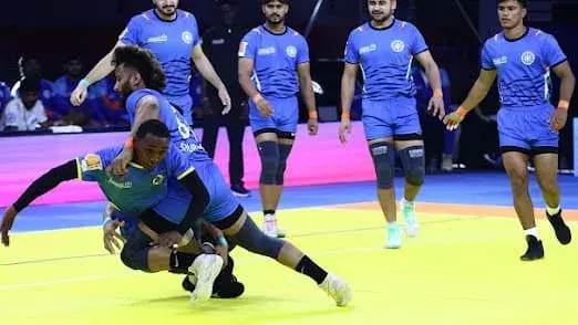 सेमीफाइनल में भारत: तंजानिया पर एकतरफा जीत से बढ़ा खिताबी दावा सेमीफाइनल में भारत: तंजानिया पर एकतरफा जीत से बढ़ा खिताबी दावा