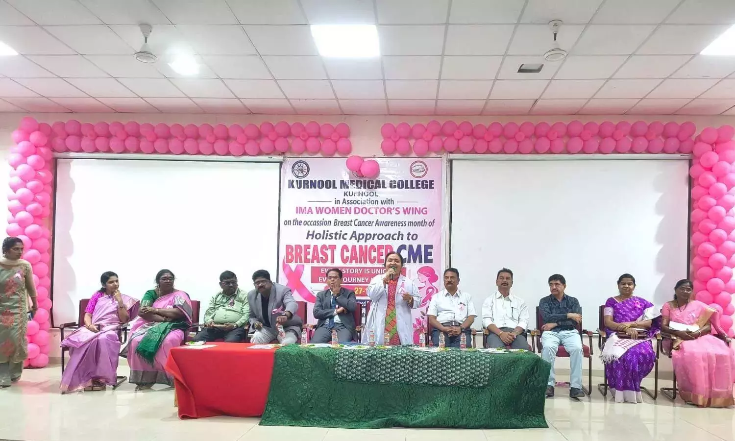 स्तन कैंसर के खिलाफ लड़ाई में शीघ्र पता लगाना महत्वपूर्ण: विशेषज्ञ