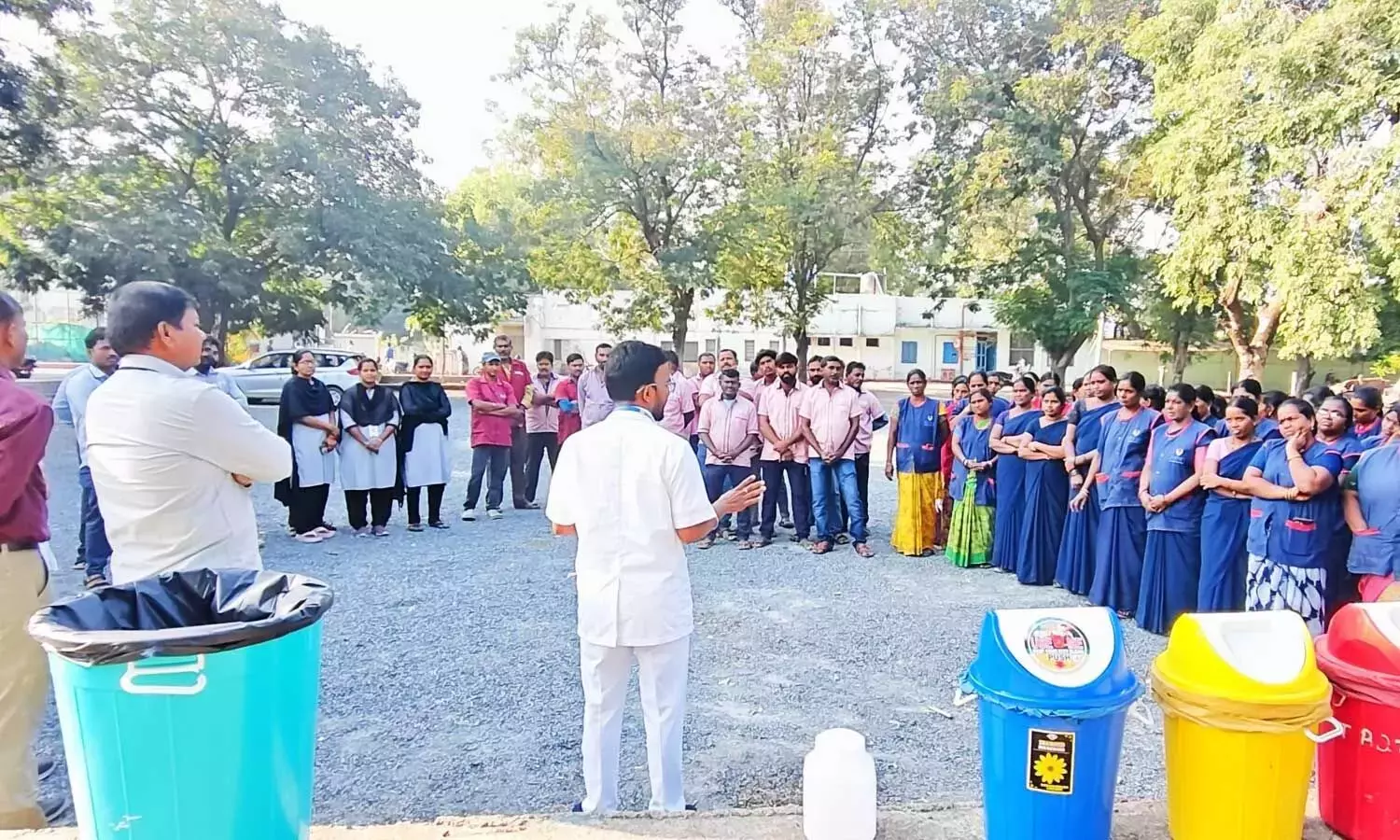 Andhra: कायाकल्प अभियान के तहत नर्सिंग छात्रों और स्वच्छता कर्मचारियों को जागरूक किया गया