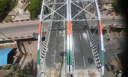 पिता से कहा था वॉक करने जा रही हूं, फिर फ्लाईओवर के नीचे मिली बेटी की लाश पिता से कहा था वॉक करने जा रही हूं, फिर फ्लाईओवर के नीचे मिली बेटी की लाश