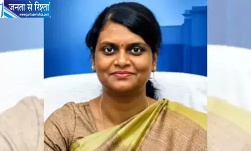 पैसे लेने के बाद भी नहीं दिया मानदेय, एटा में सात आशा संगिनियों पर गिरी गाज पैसे लेने के बाद भी नहीं दिया मानदेय, एटा में सात आशा संगिनियों पर गिरी गाज