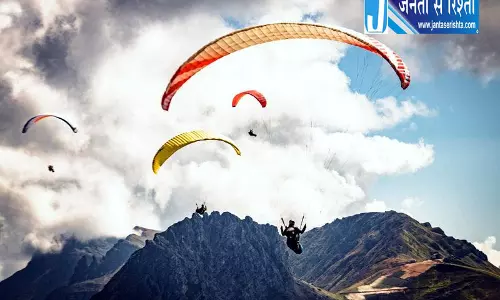 बीर-बिलिंग में सोलो पैराग्लाइडिंग फिर शुरू, सुरक्षा के सख्त नियम लागू बीर-बिलिंग में सोलो पैराग्लाइडिंग फिर शुरू, सुरक्षा के सख्त नियम लागू