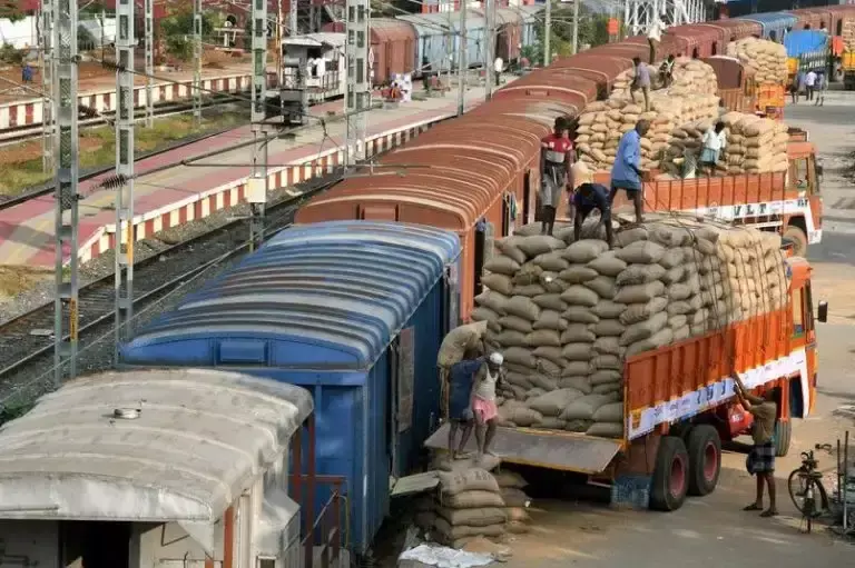 रेलवे की नई सुविधा से व्यापारियों और उद्योगों को मिलेगी राहत
