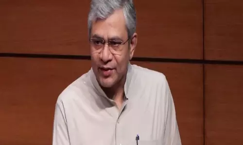 कर्नाटक में NDA का क्लीन स्वीप चारों सीटों पर जीत, कांग्रेस को बड़ा झटका कर्नाटक में NDA का क्लीन स्वीप चारों सीटों पर जीत, कांग्रेस को बड़ा झटका